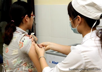 Các loại vắc xin và xét nghiệm cần trước khi mang thai bạn nên biết